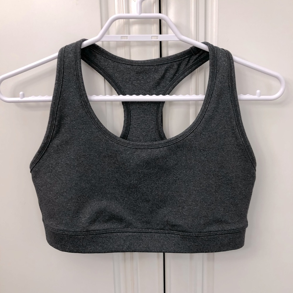 GAPFit medium impact grey sports bra